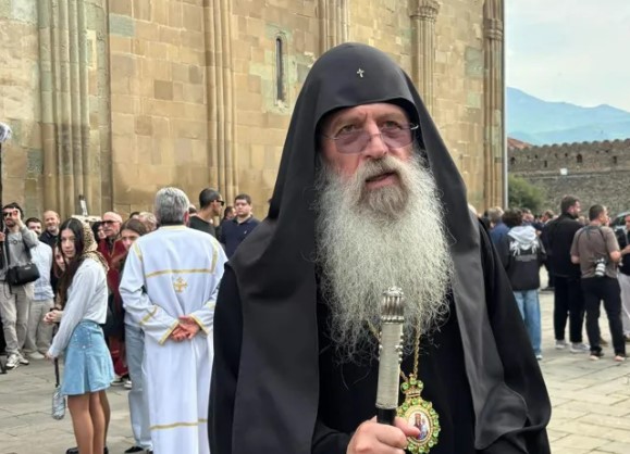 მიტროპოლიტი ილარიონი ვარაუდობს, რომ ახალარჩეული პატრიარქი პროტესტის ფარგლებში დაკავებული მოქალაქეების გათავისუფლების საკითხს დააყენებს
