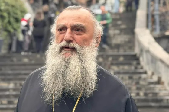 მეუფე ნიკოლოზი პატრიარქობის კანდიდატების შესახებ კითხვაზე - ცოტა ხანს აღნიშნულზე არავინ იფიქროთ, ჯეროვანი პატივი მივაგოთ ილია მეორეს
