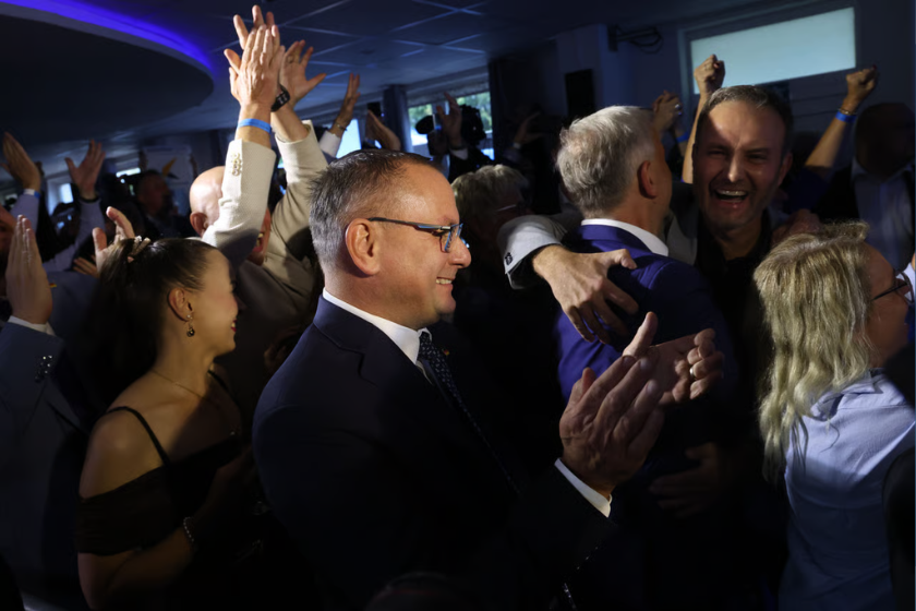 Politico: პარტიამ „ალტერნატივა გერმანიისთვის“ მეკლენბურგ-წინა პომერანიის რეგიონულ არჩევნებში ხმების 37% მიიღო და პირველი ადგილი დაიკავა. ​არჩევნების შედეგები კატასტროფულად მძიმეა ფრიდრიხ მერცისთვის, რომელმაც ხმების მხოლოდ 5.5% მიიღო, რაც მეორე მსოფლიო ომის შემდეგ პარტიის ისტორიაში ყველაზე ცუდი შედეგია