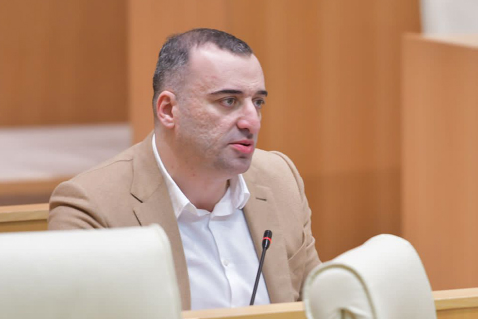 რატი იონათამიშვილი: პარალიმპიელების  ჯილდოები გაუთანაბრდა ოლიმპიელების ჯილდოებს, რის შემდეგაც საქართველომ მსოფლიოში მესამე ადგილი დაიკავა, მაგრამ  უსწრებს  ევროკავშირის  და NATO-ს წევრ ყველა სახელმწიფოს